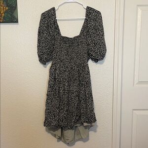 Sage green cheetah print puff sleeve midi dress